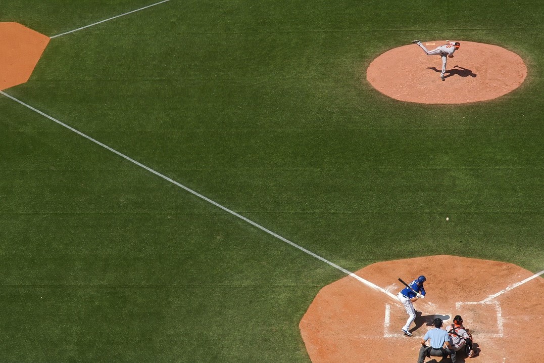 axiwi-baseball-scheidsrechter-headset-communicatie