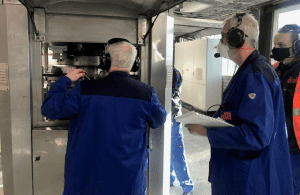 draadloos-onderling-communiceren-headsets