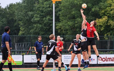 De ervaringen van korfbalscheidsrechter Irshad met AXIWI®  