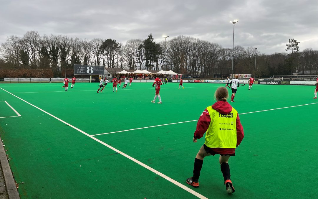 Scheidsrechters RAHC Umpire Academy werken met AXIWI®