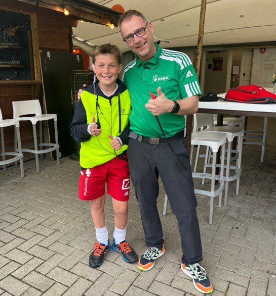 jeugd-scheidsrechter-headset-opleiding-coaching jeugd-scheidsrechter-headset-opleiding-coaching